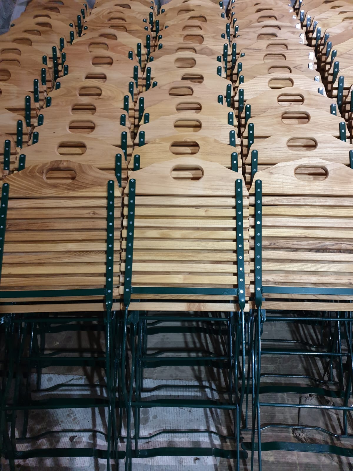 insideout furniture Möbellager